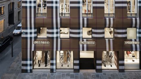 burberry magasin d usine|Burberry france site.